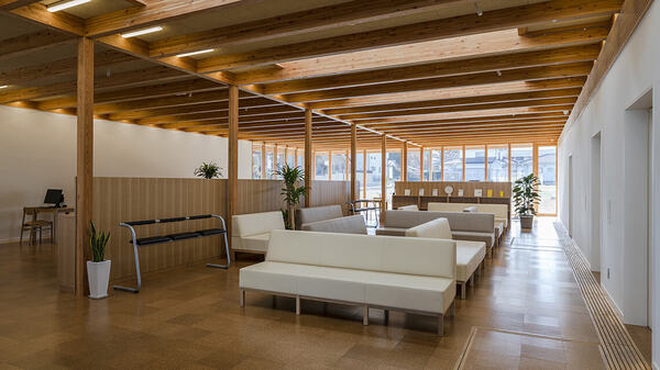 かもいクリニック 待合室