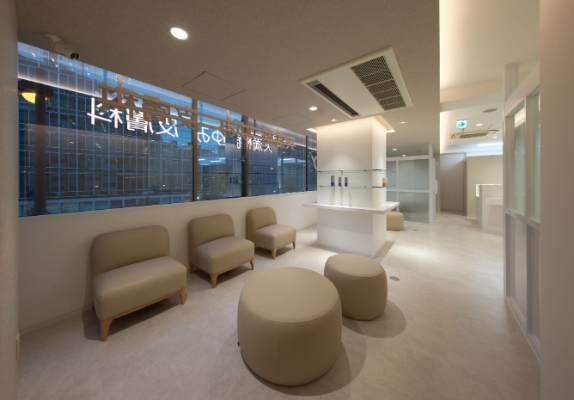 清潔感と開放感のある空間デザイン